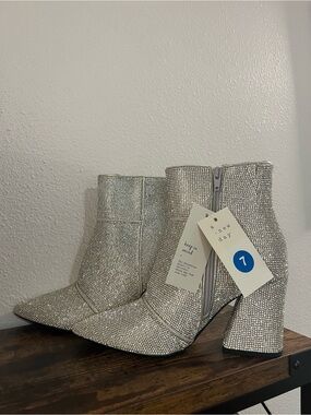 NWT - A New Day Silver Rhinestone Pointed Toe Ankle Boots Size 7